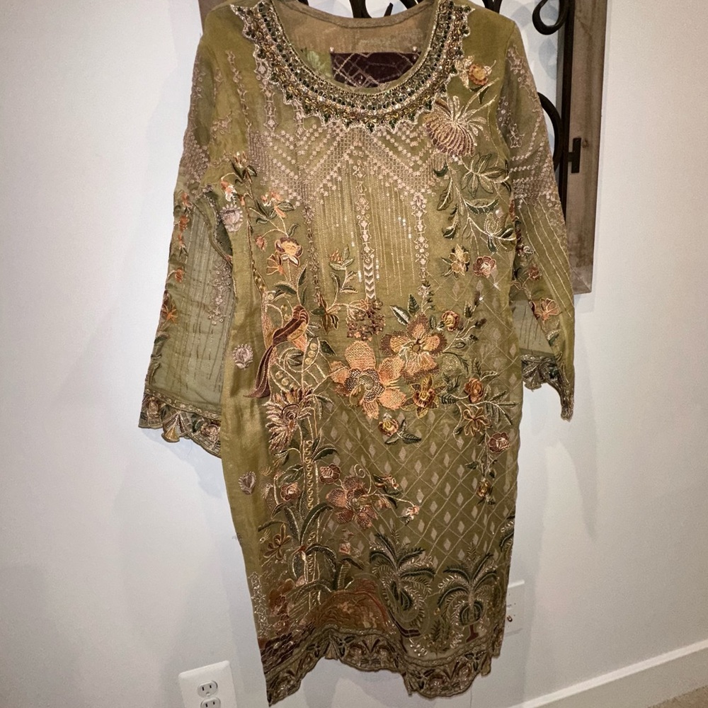 Emaan Adeel Pakistani Fancy Shalwar Kameez